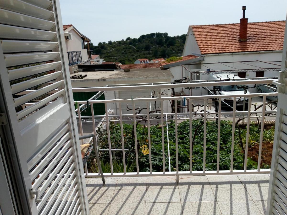 Ruzica Saric Hotel Hvar Town Bagian luar foto