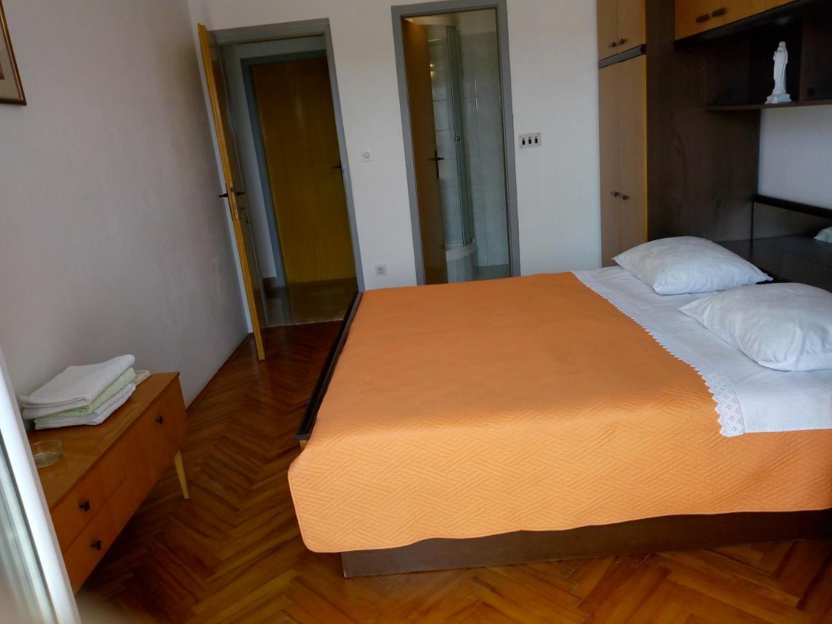 Ruzica Saric Hotel Hvar Town Bagian luar foto