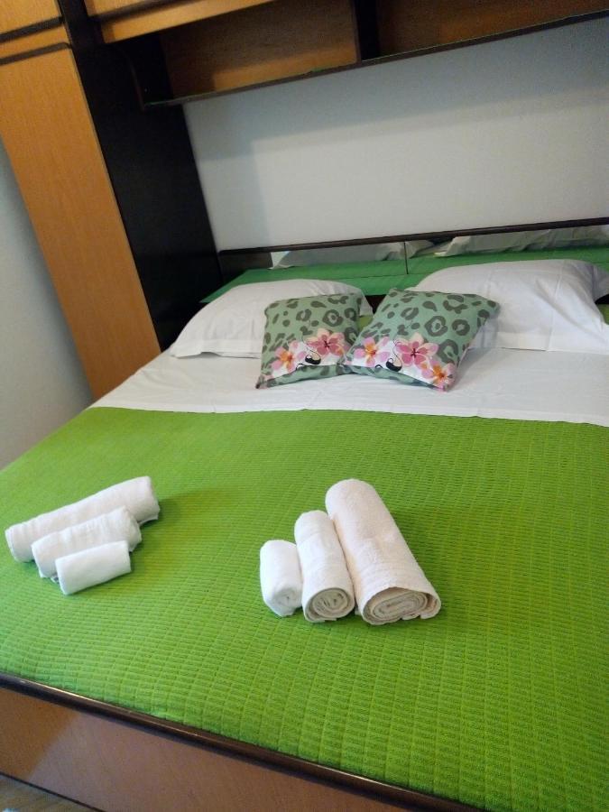 Ruzica Saric Hotel Hvar Town Bagian luar foto